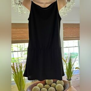 White House/ Black Market Top